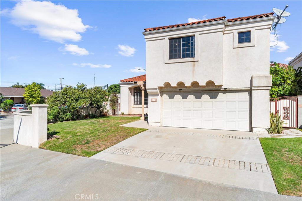 1129 Dahlia Way