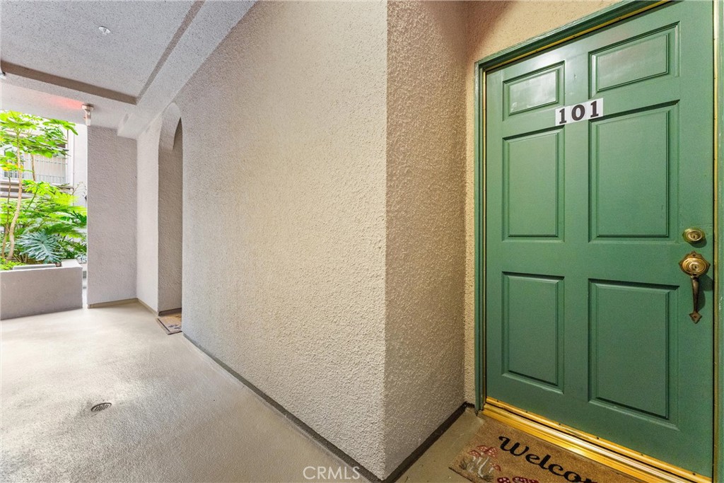 555 Maine Avenue 101