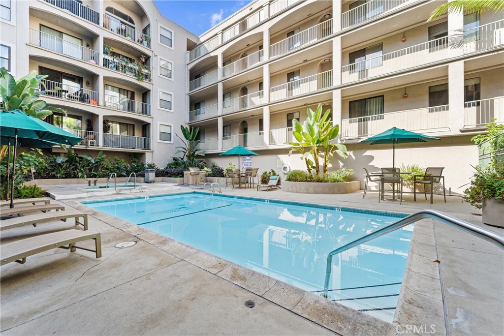 555 Maine Avenue 101