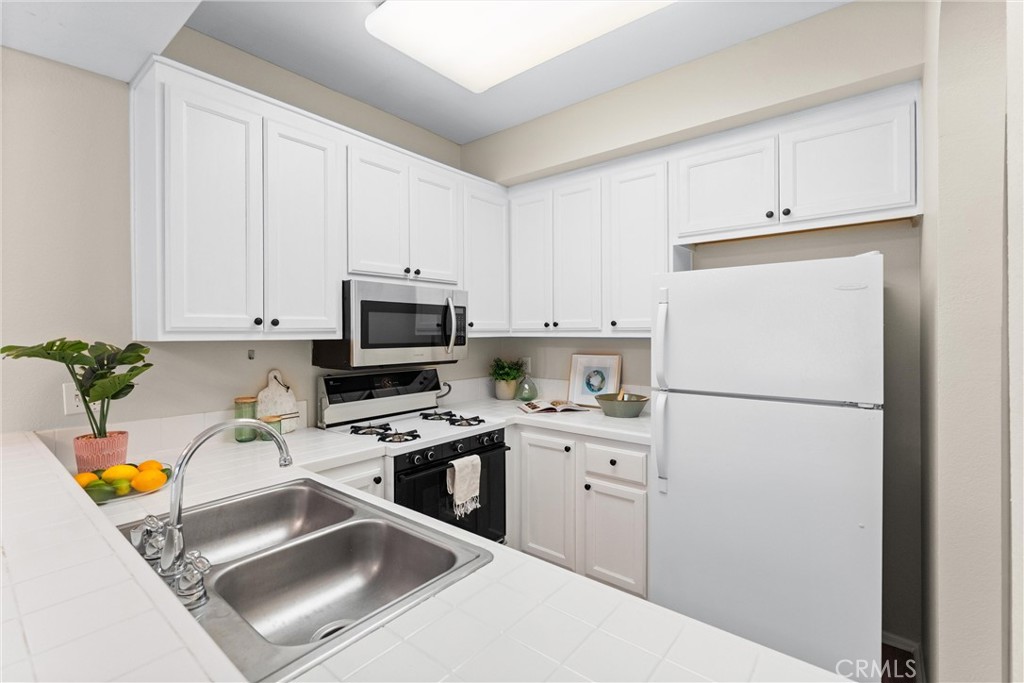 555 Maine Avenue 101