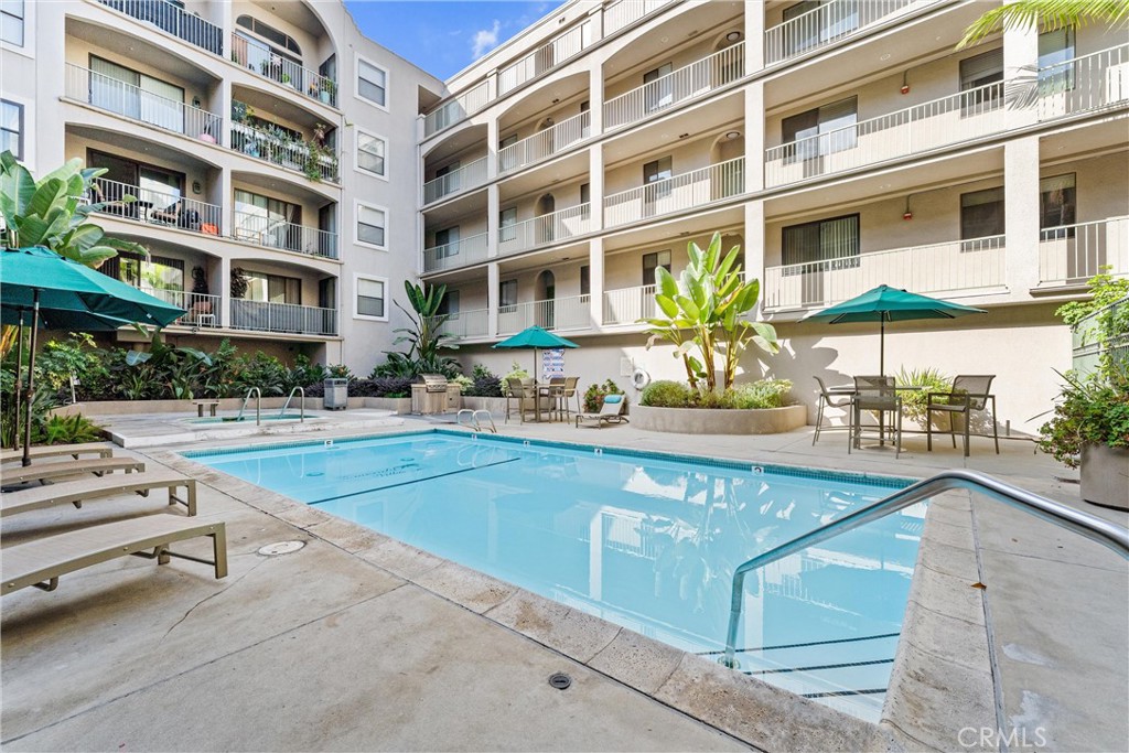 555 Maine Avenue 101