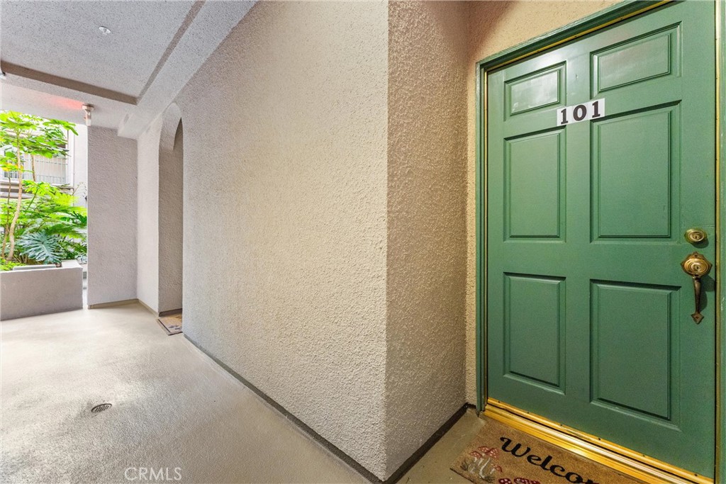 555 Maine Avenue 101