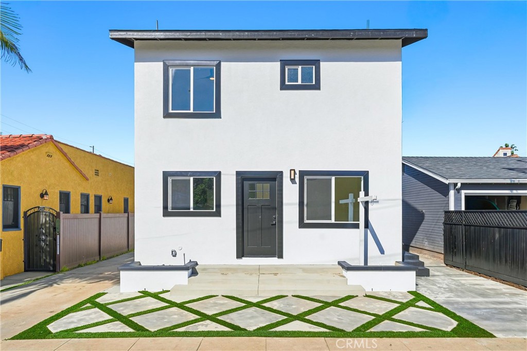 3519 E Colorado Street