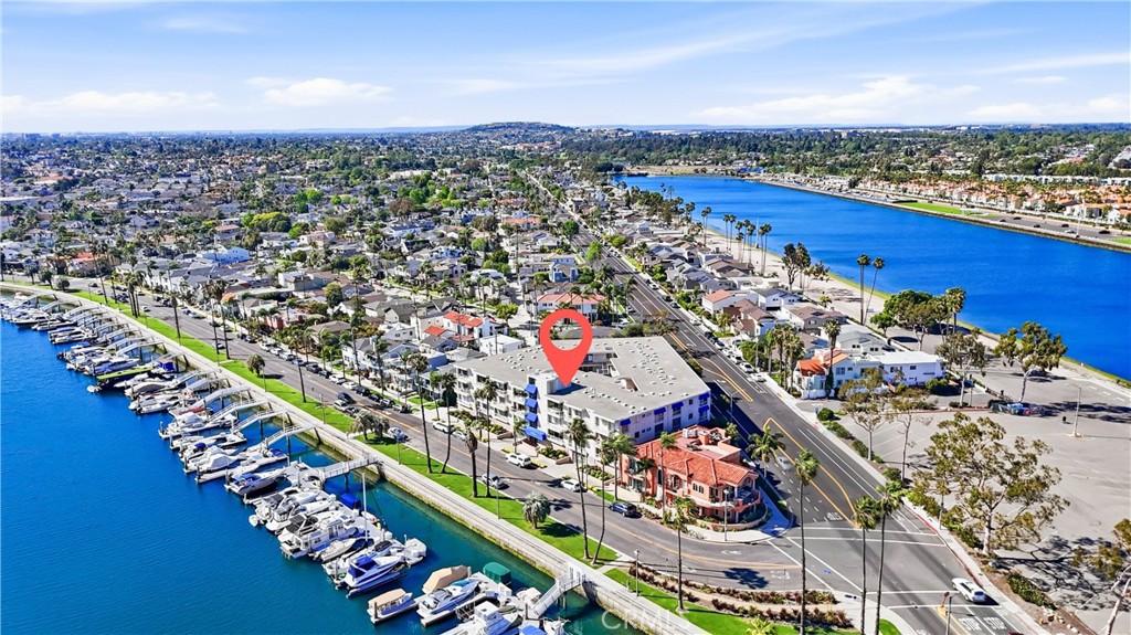 383 Bay Shore 203