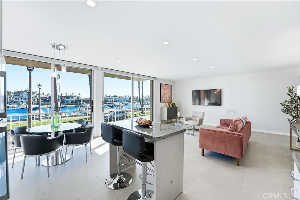 383 Bay Shore 203