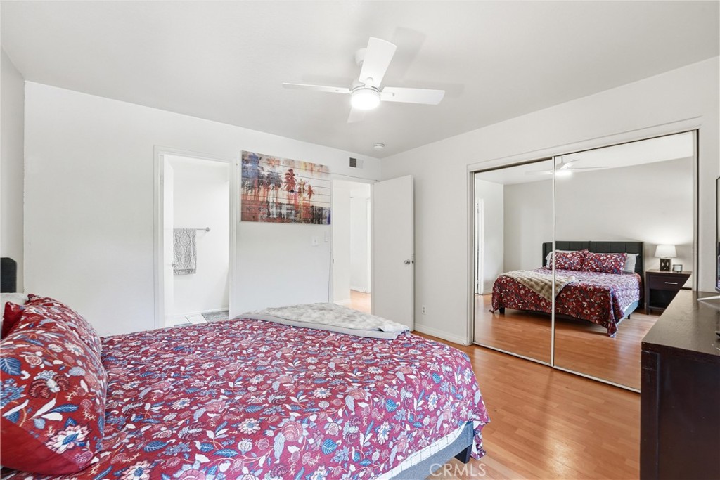 800 Termino Avenue 5