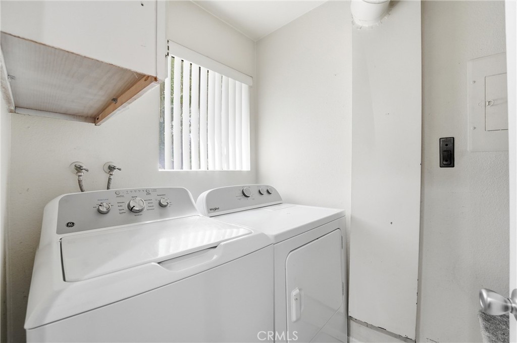 800 Termino Avenue 5