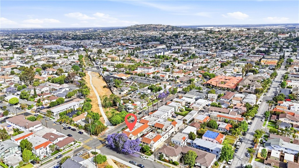 800 Termino Avenue 5