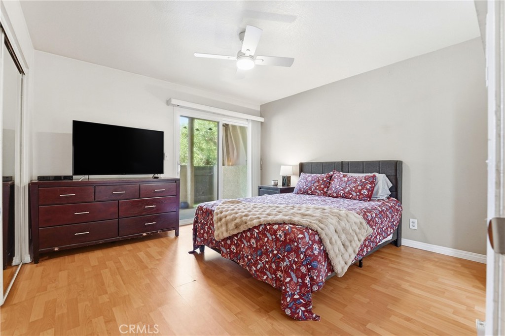 800 Termino Avenue 5