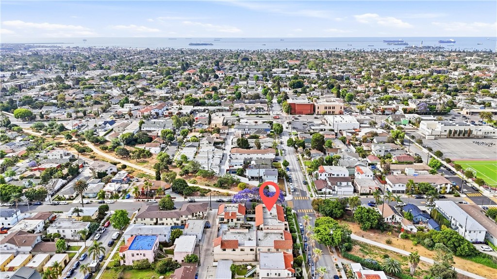 800 Termino Avenue 5