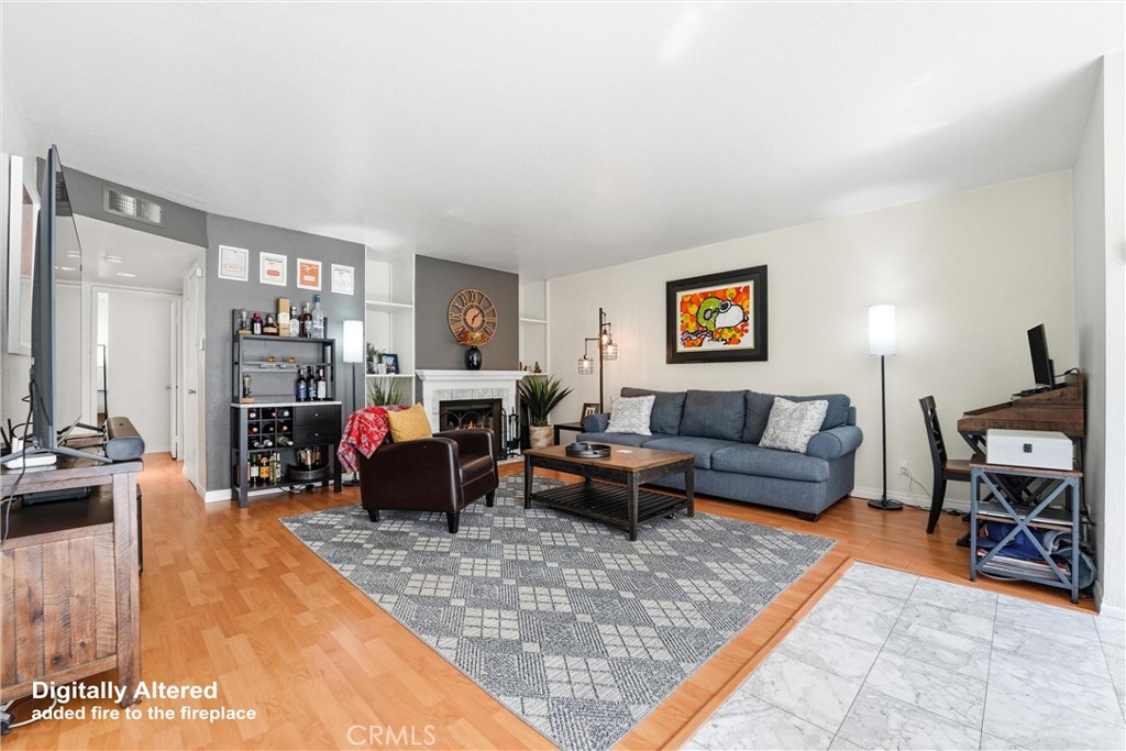 800 Termino Avenue 5