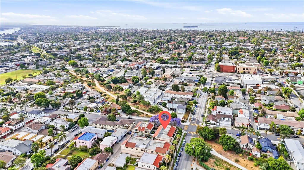 800 Termino Avenue 5