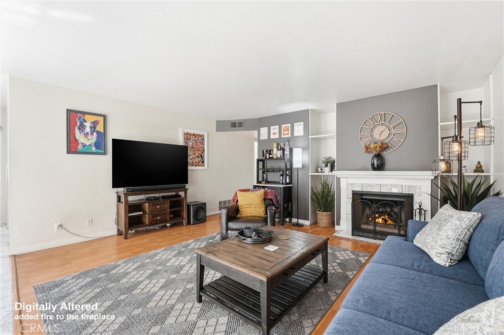 800 Termino Avenue 5