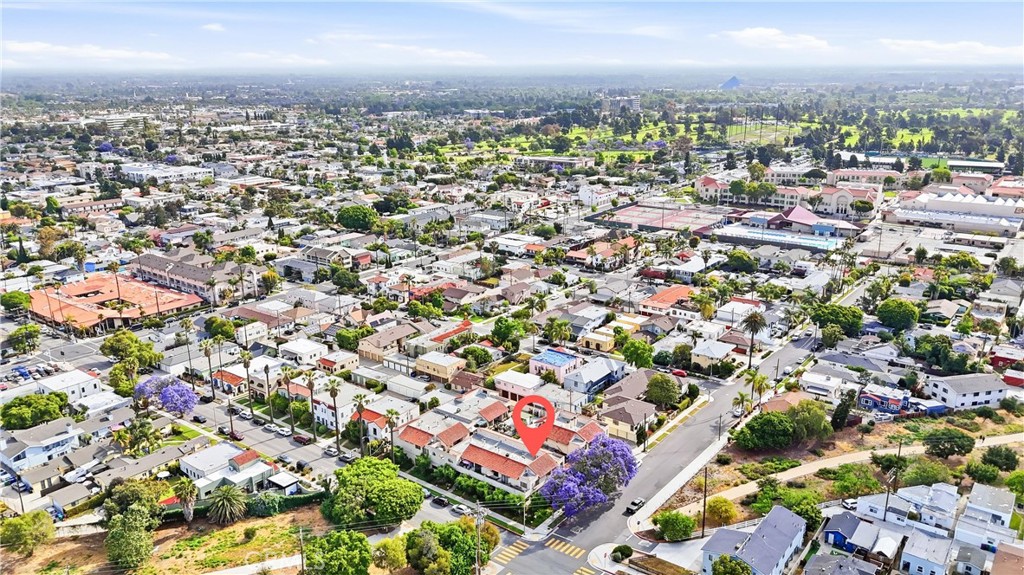 800 Termino Avenue 5