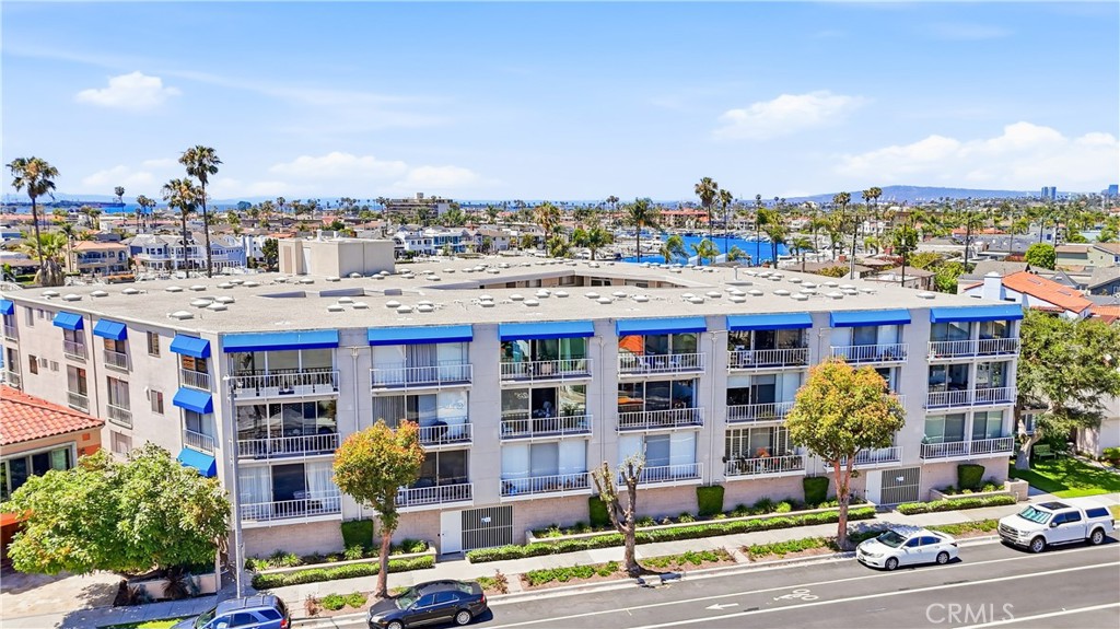 383 Bay Shore Avenue 407