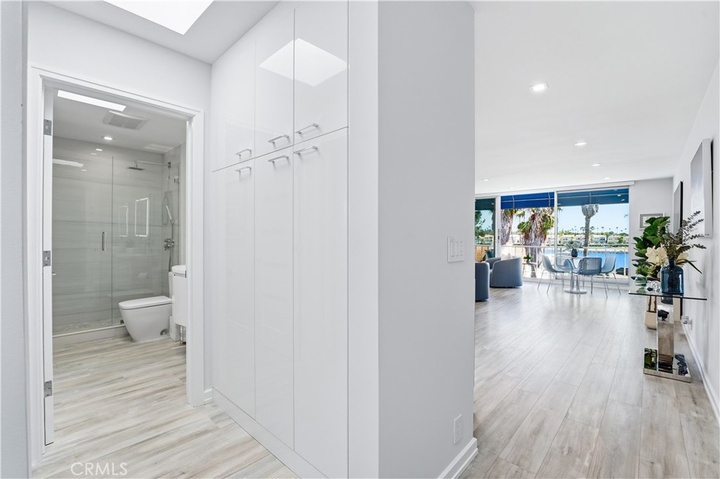 383 Bay Shore Avenue 407