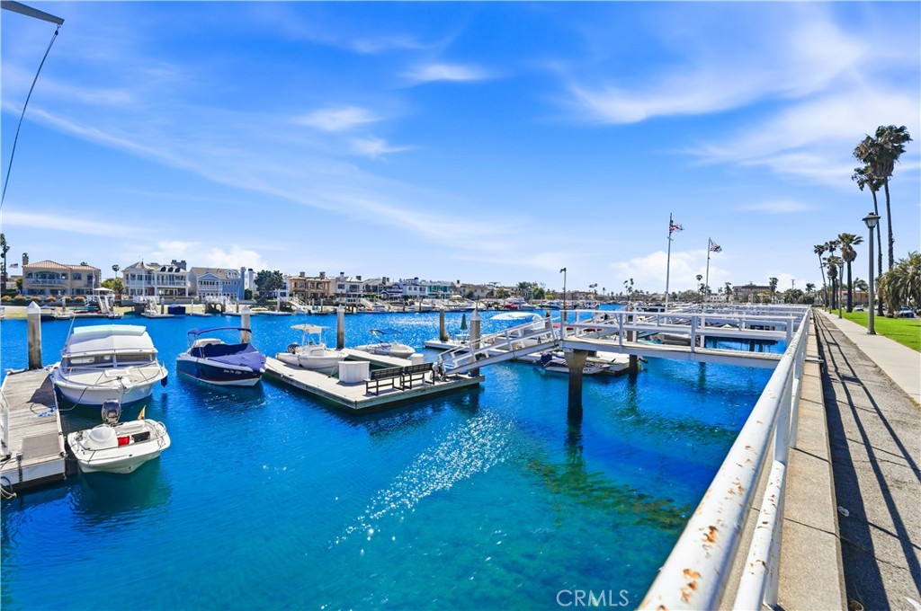 383 Bay Shore Avenue 407