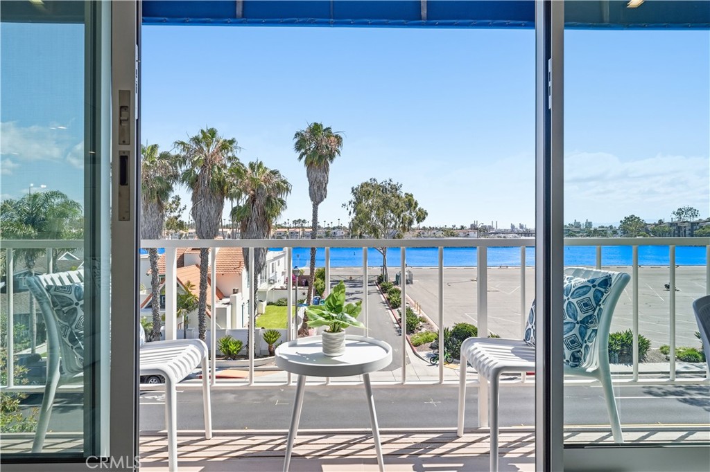 383 Bay Shore Avenue 407
