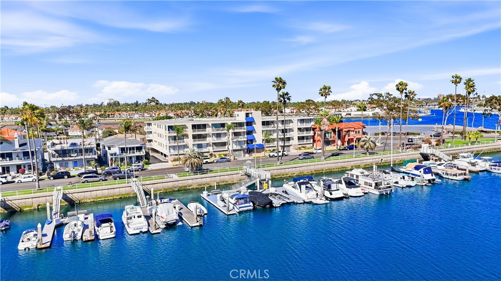 383 Bay Shore Avenue 407