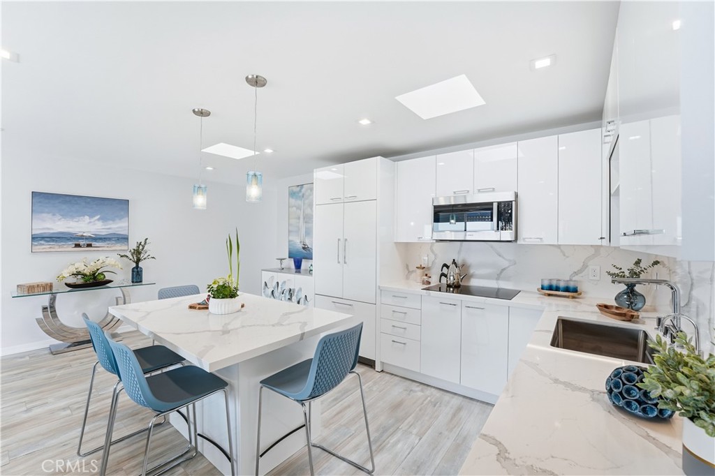 383 Bay Shore Avenue 407