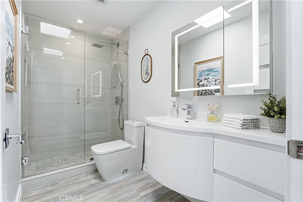 383 Bay Shore Avenue 407