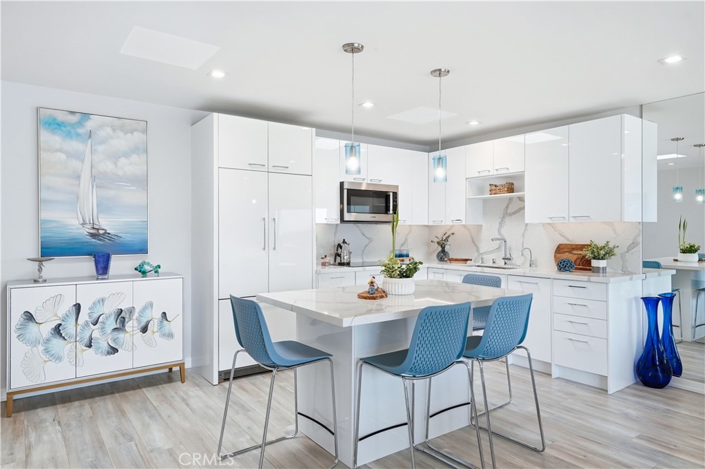 383 Bay Shore Avenue 407