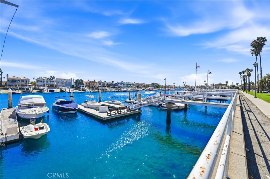 383 Bay Shore Avenue 407