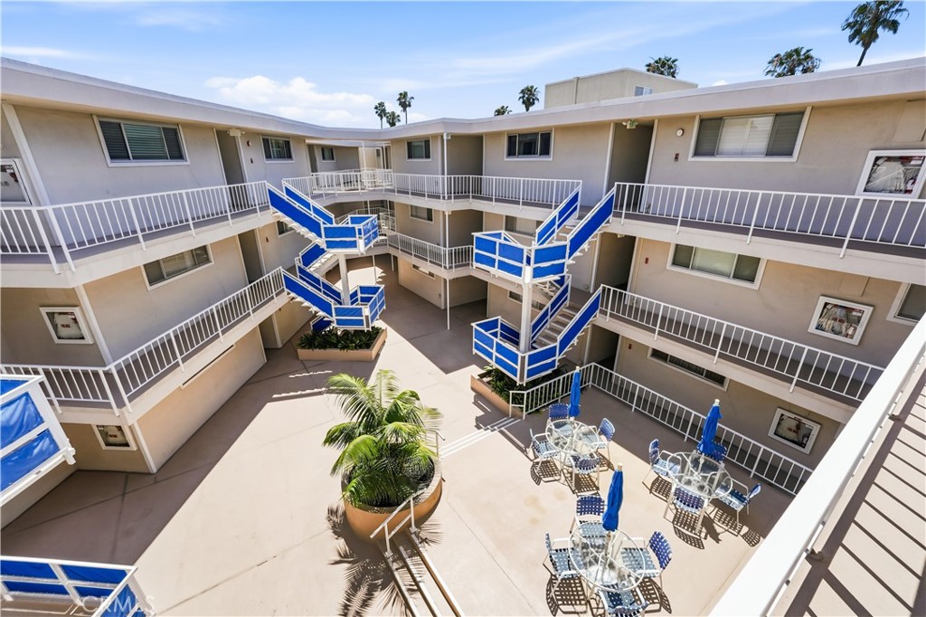 383 Bay Shore Avenue 407