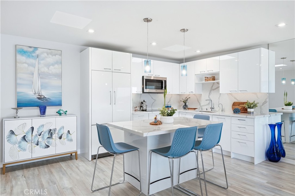 383 Bay Shore Avenue 407