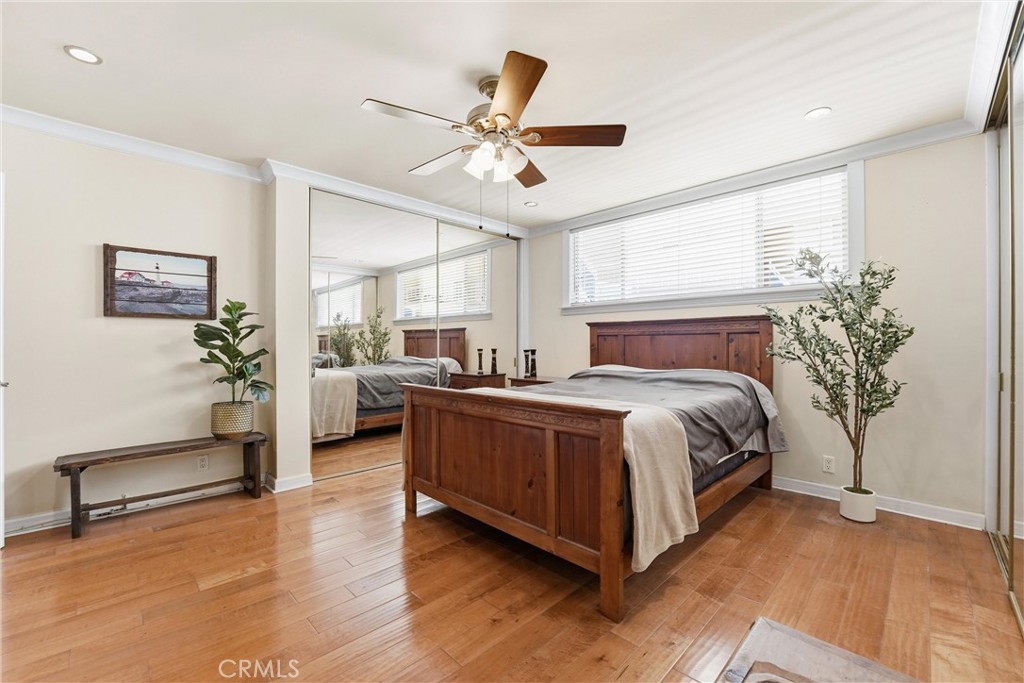 383 Bay Shore 307