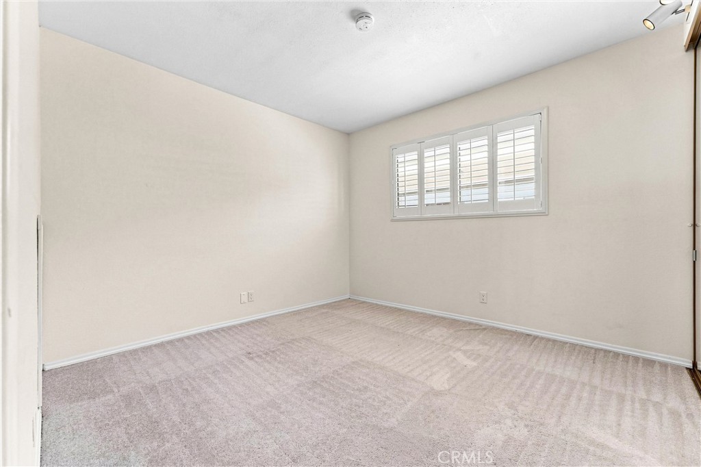 4835 E Anaheim 309