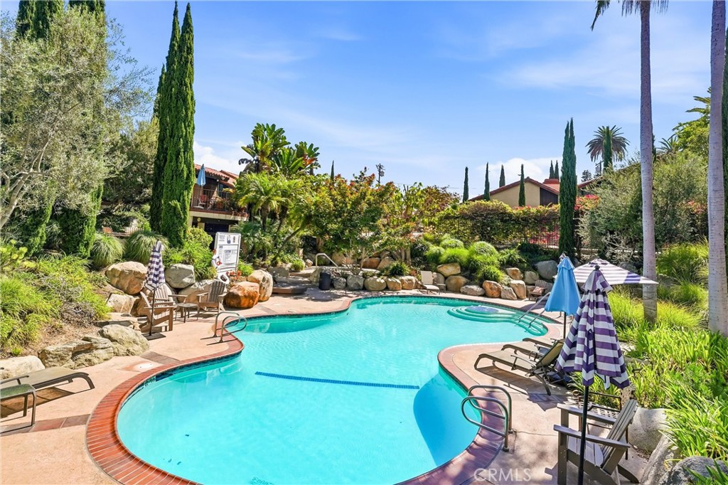 4835 E Anaheim 309