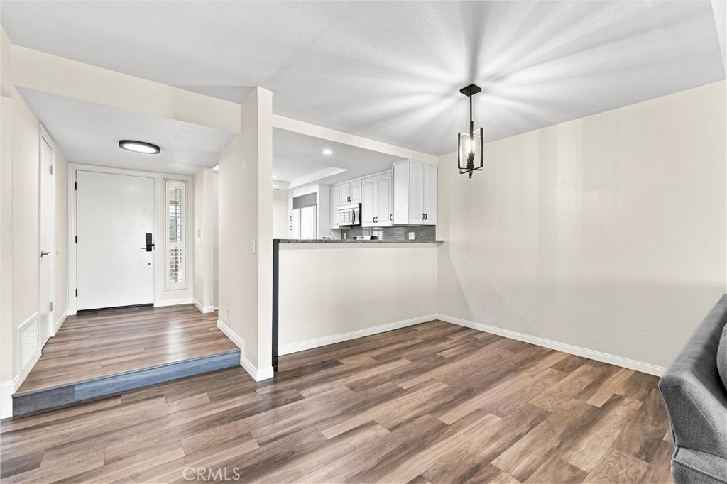 4835 E Anaheim 309