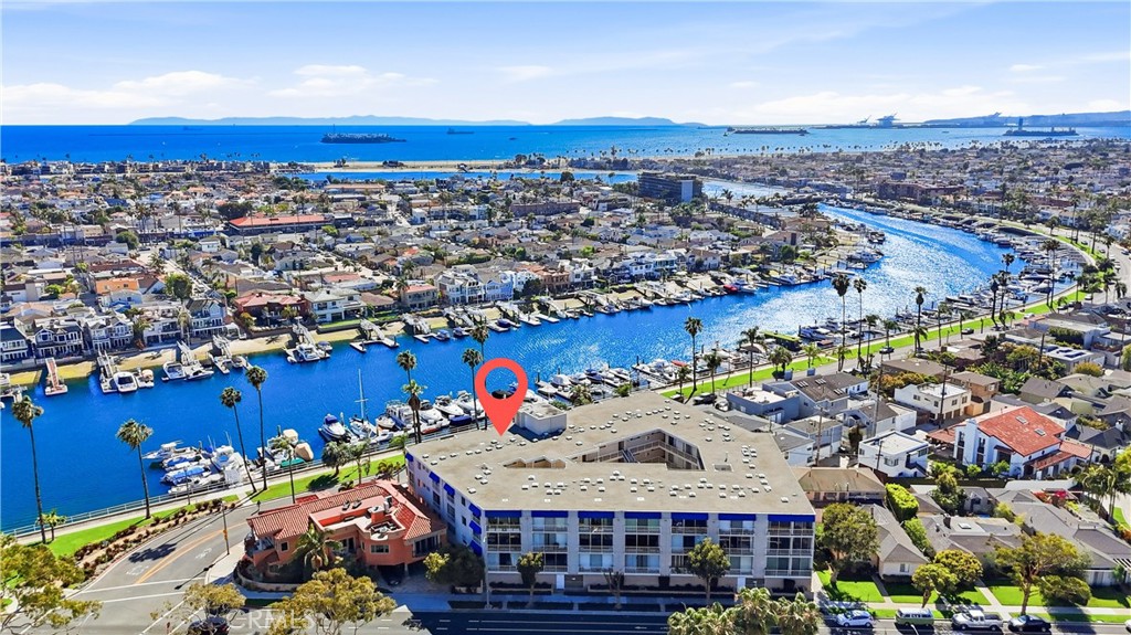 383 Bay Shore 203