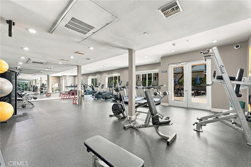 300 E 4th Street 122