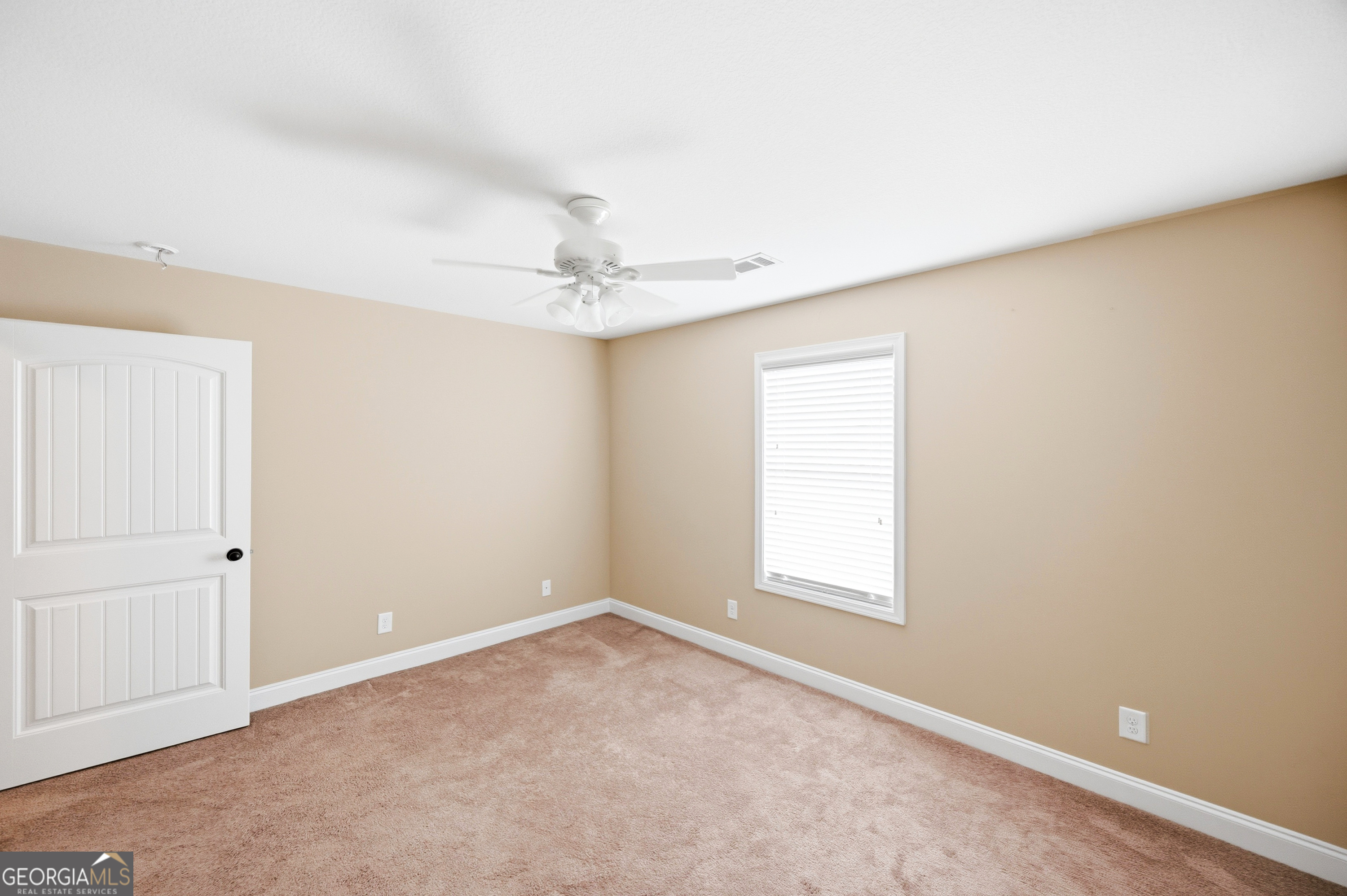 125 J Drive S