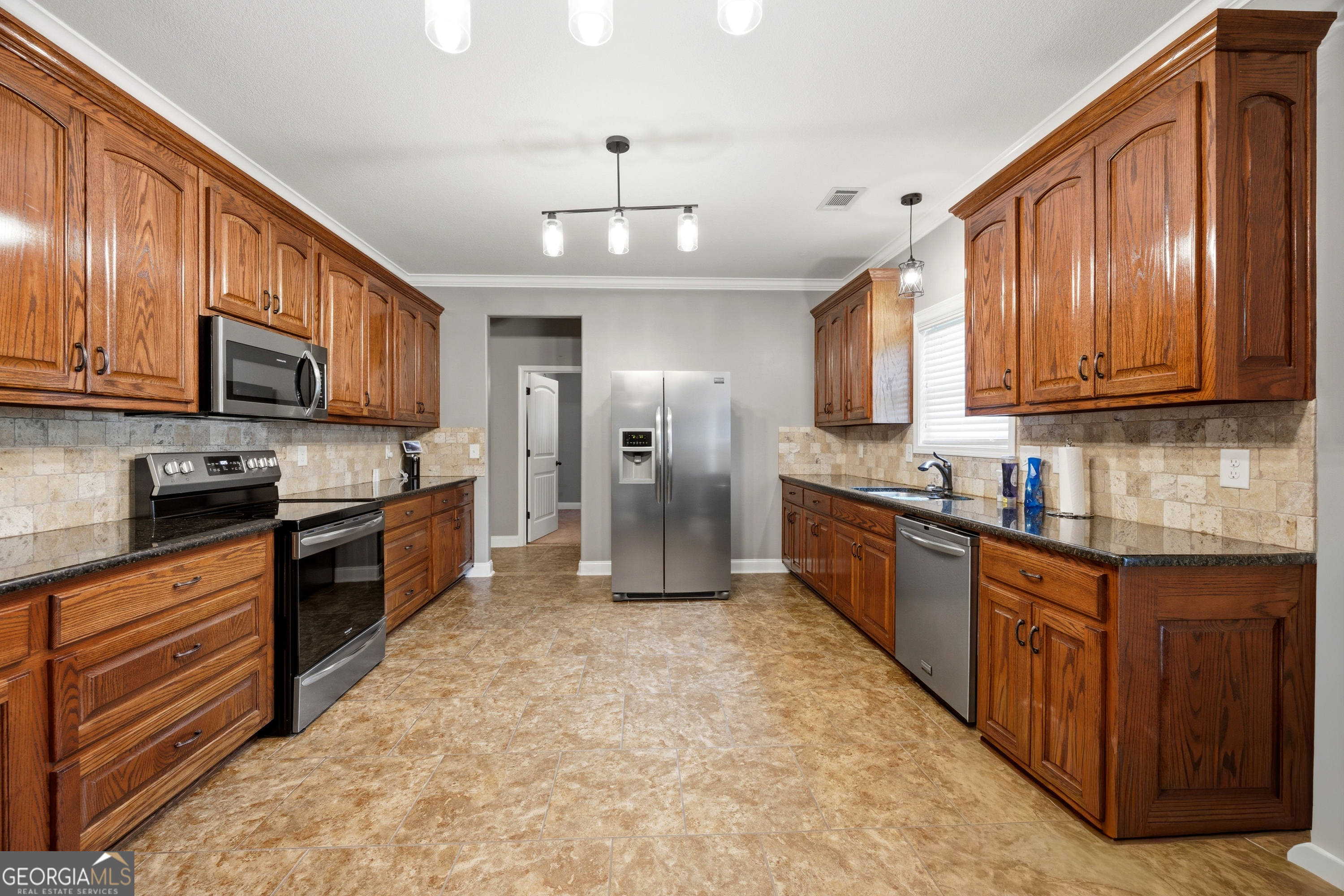 125 J Drive S