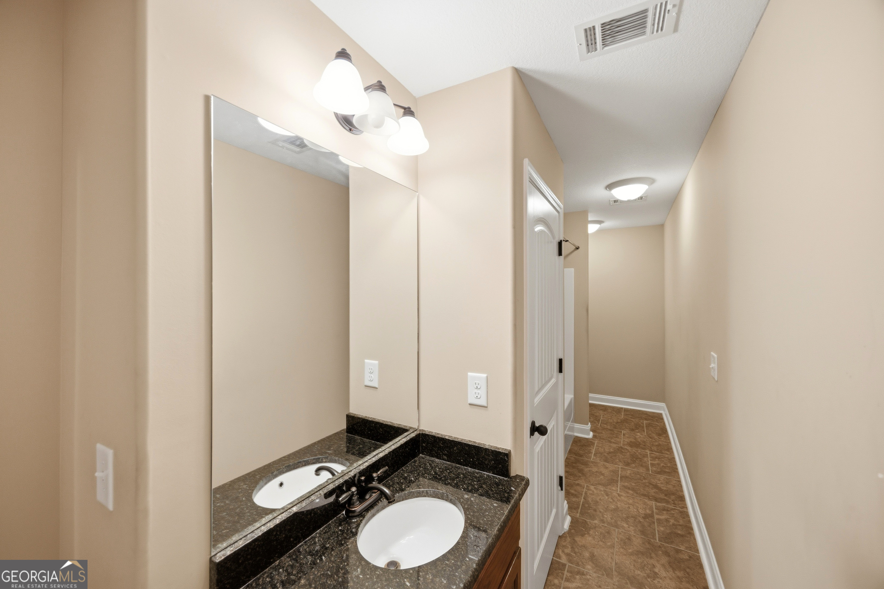 125 J Drive S