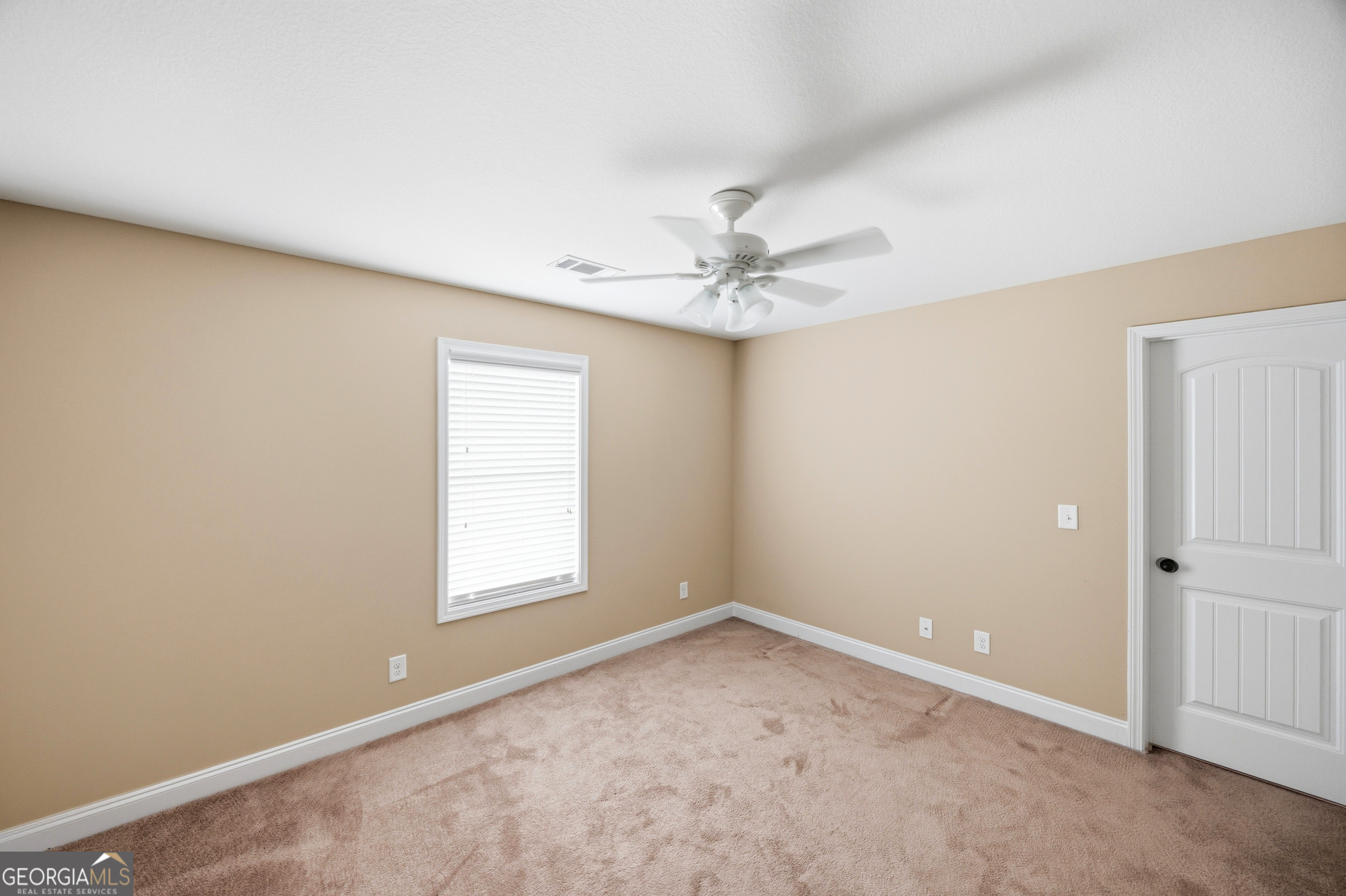 125 J Drive S