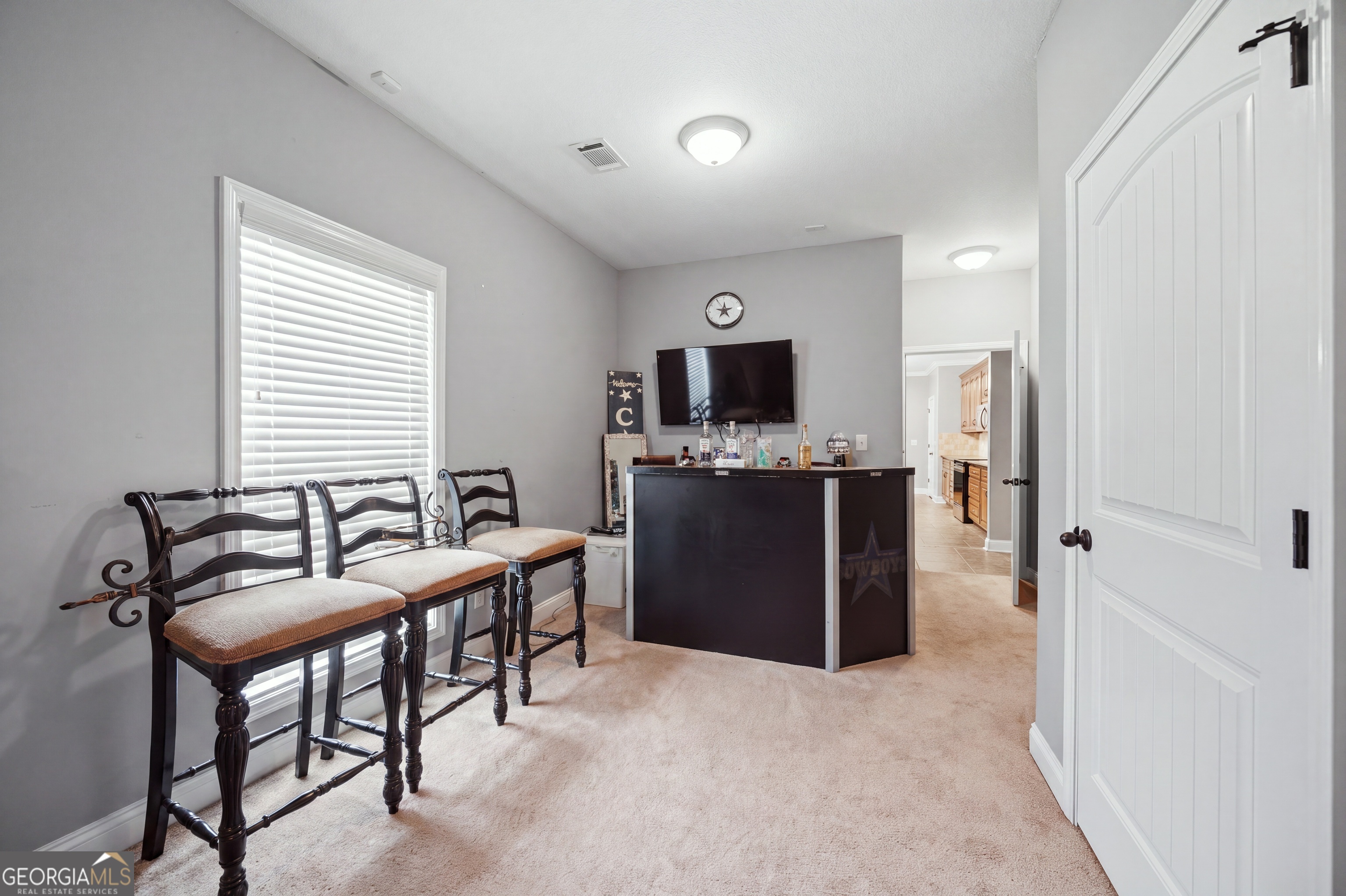 125 J Drive S