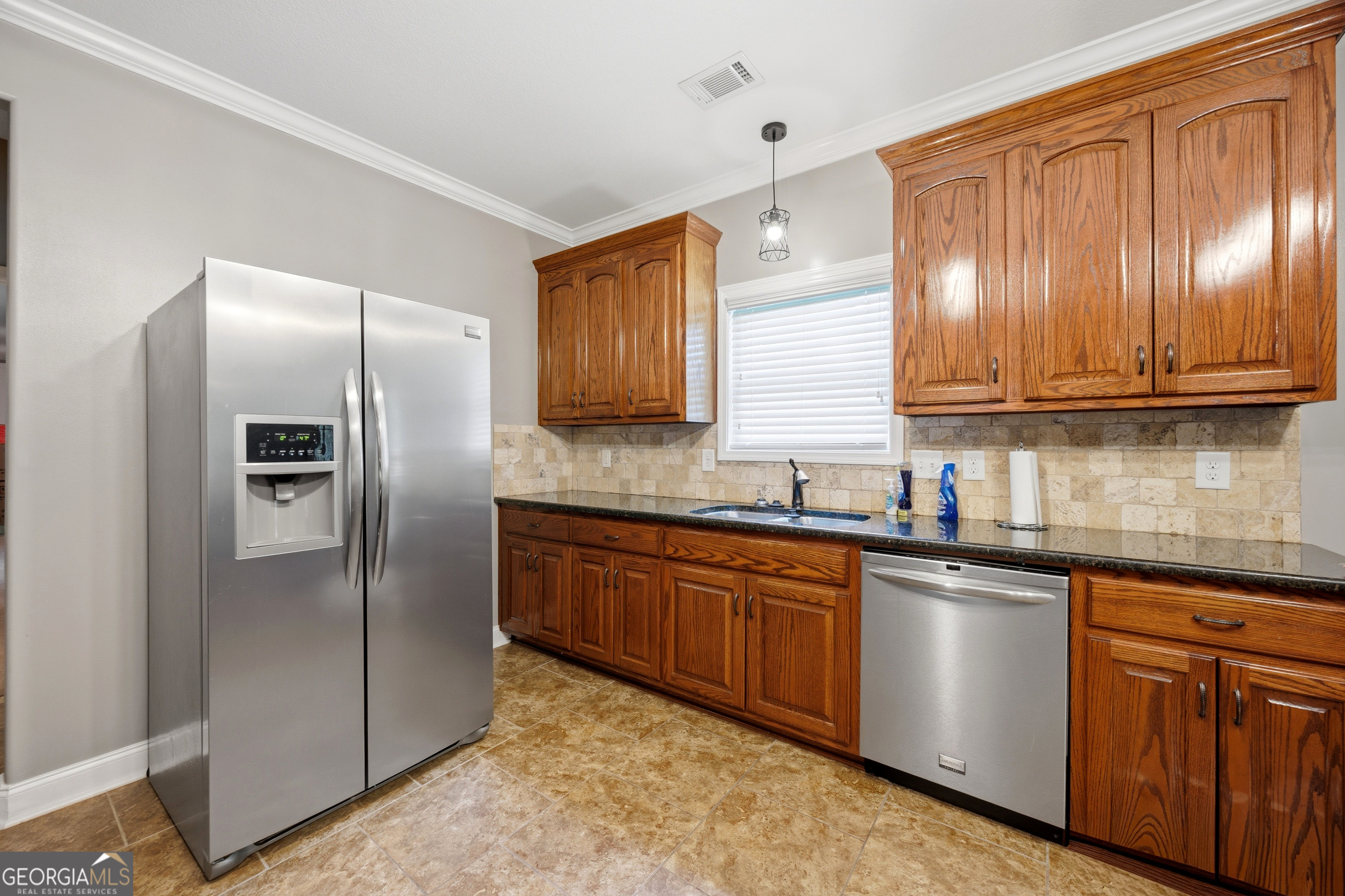 125 J Drive S
