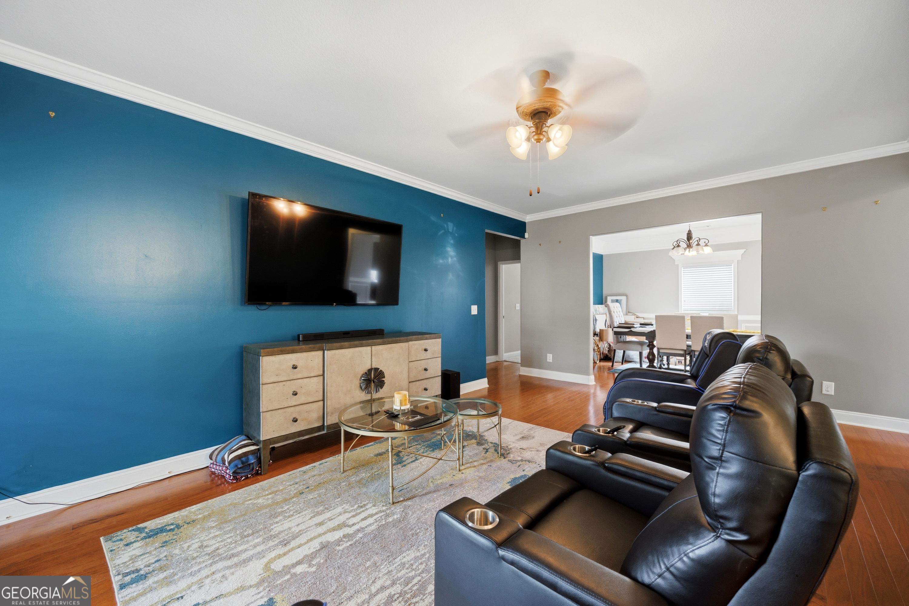 125 J Drive S