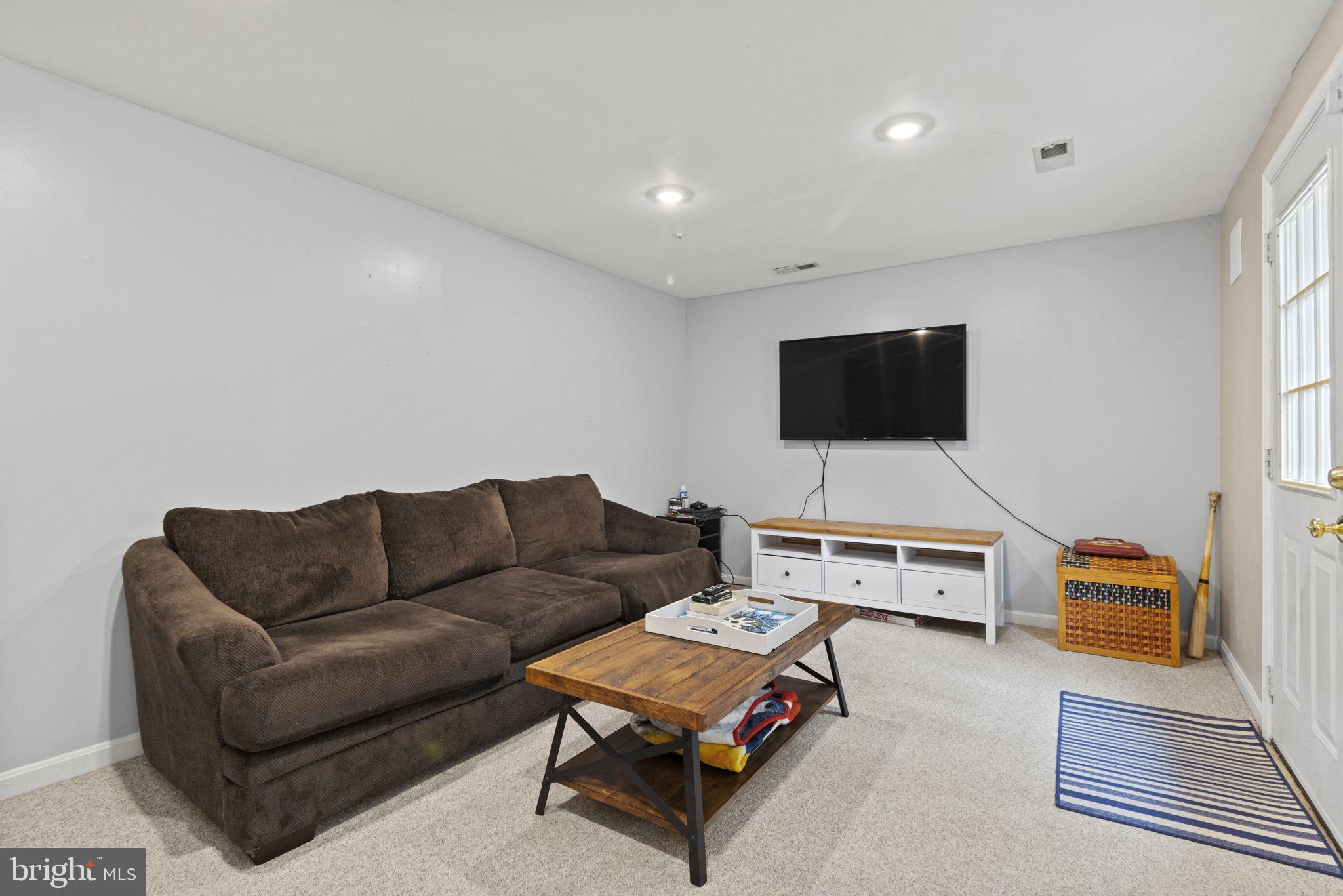 116 Langdon Farm Cir