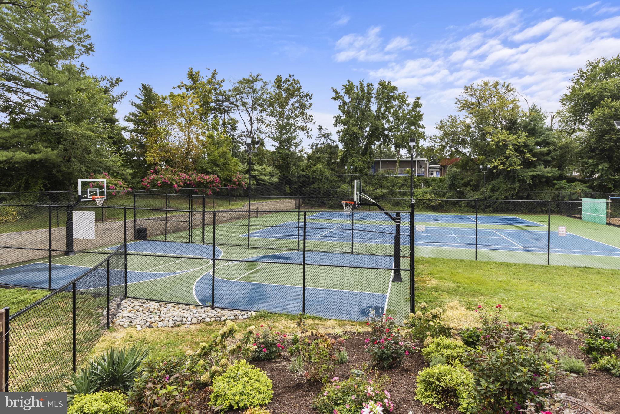 116 Langdon Farm Cir