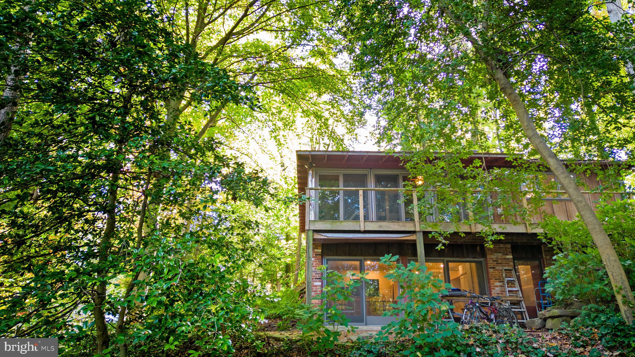 1674 Hickory Trl