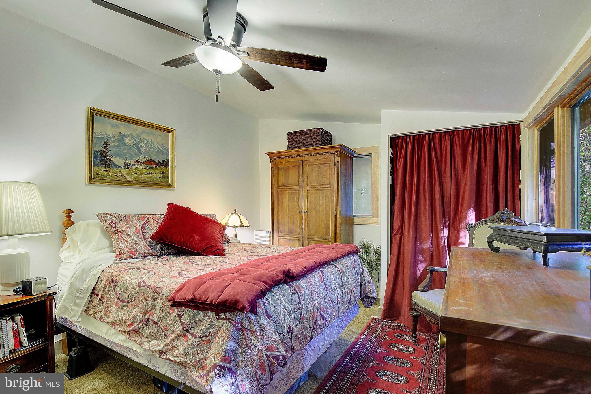 1674 Hickory Trl