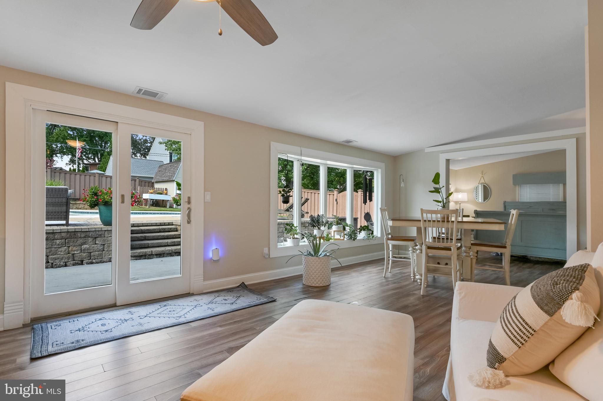 529 Bay View Point Dr