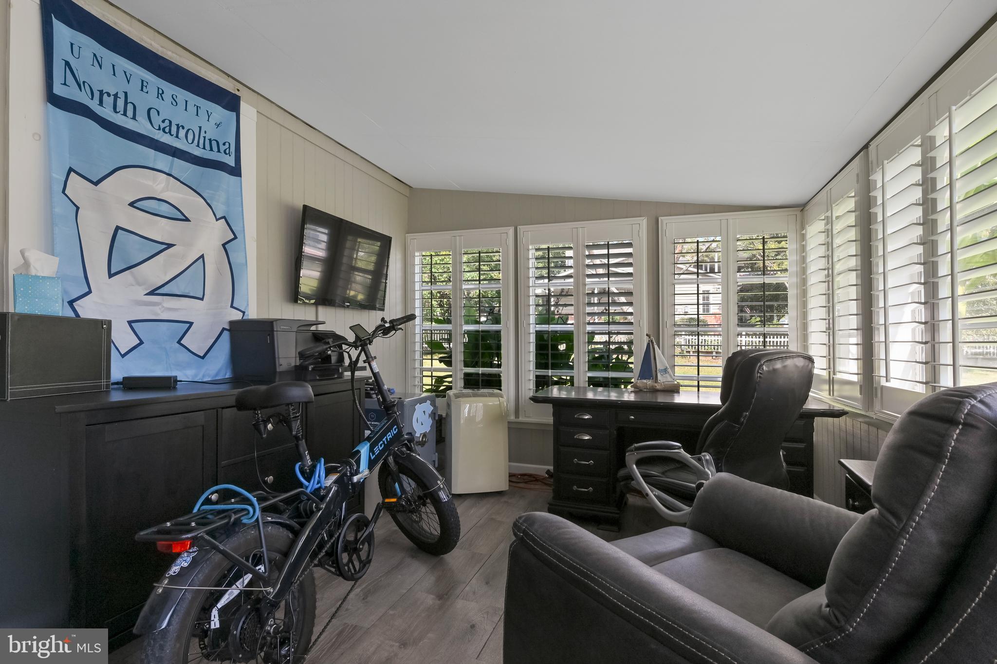 529 Bay View Point Dr