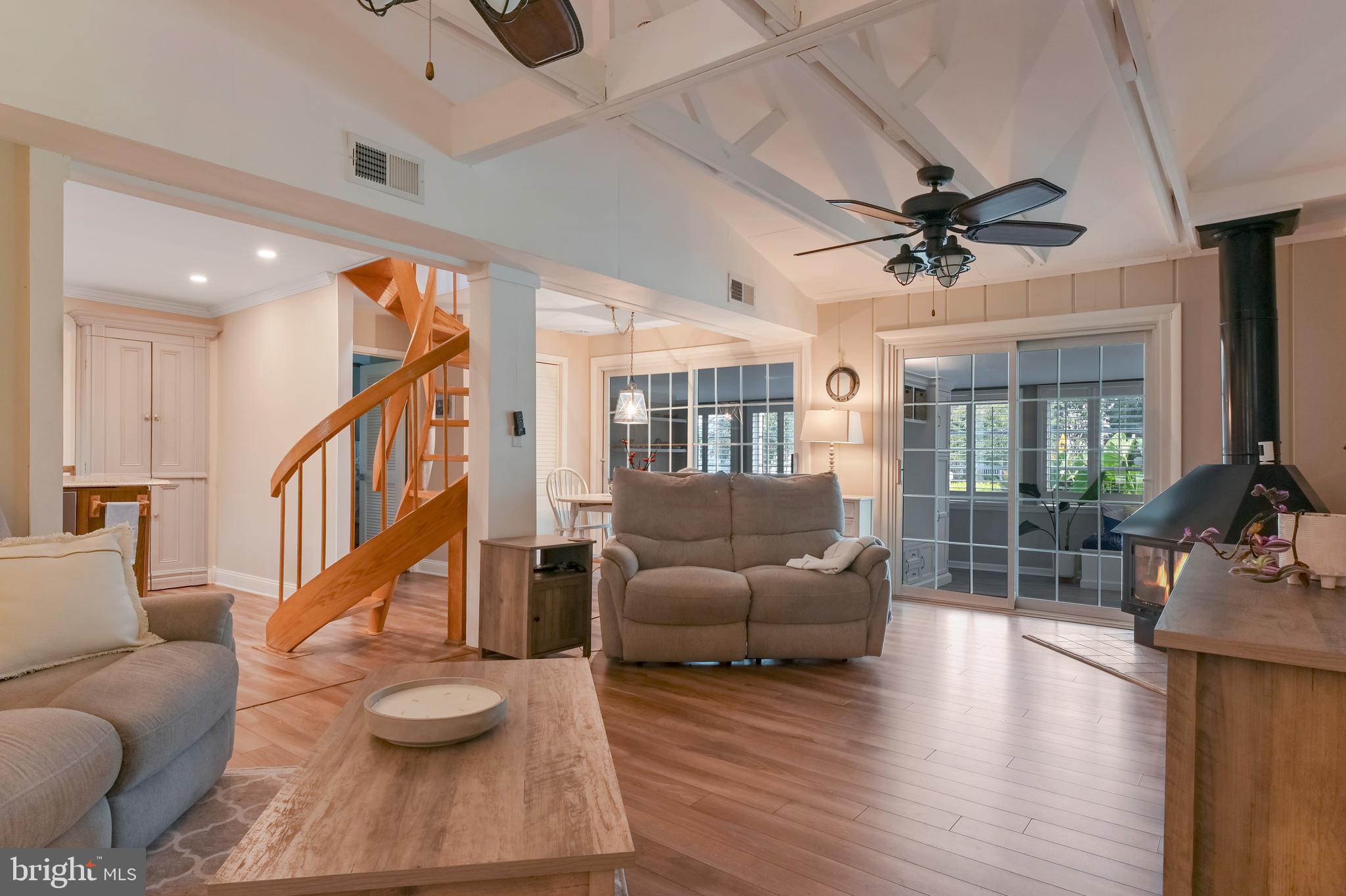 529 Bay View Point Dr