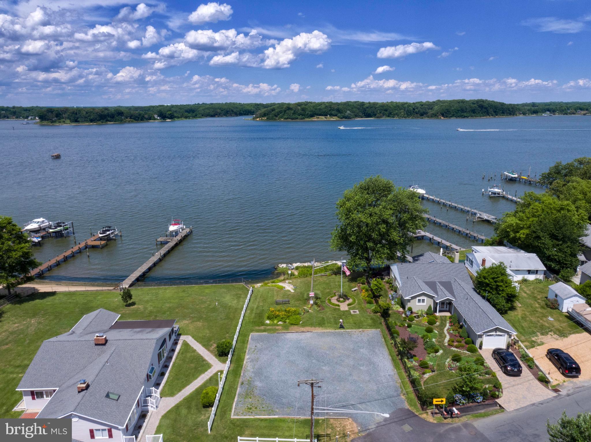 529 Bay View Point Dr